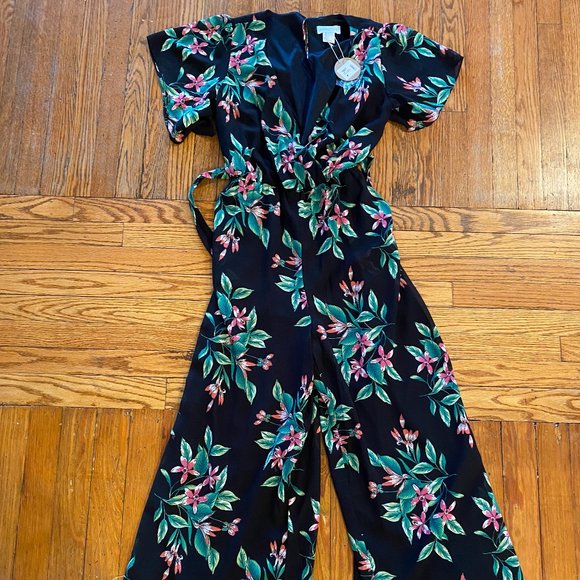 Apricot Black floral jumpsuit Size XS NWT - Picture 1 of 8